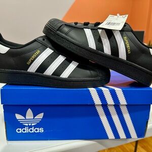 Adidas Superstar Big Kids Black and White Sneakers Brand New!